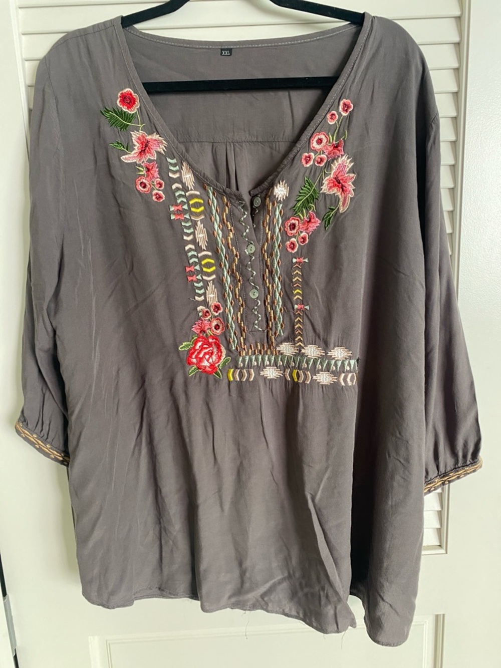Embroidered V-Neck Women's Top in Gray with Pink Floral Detail